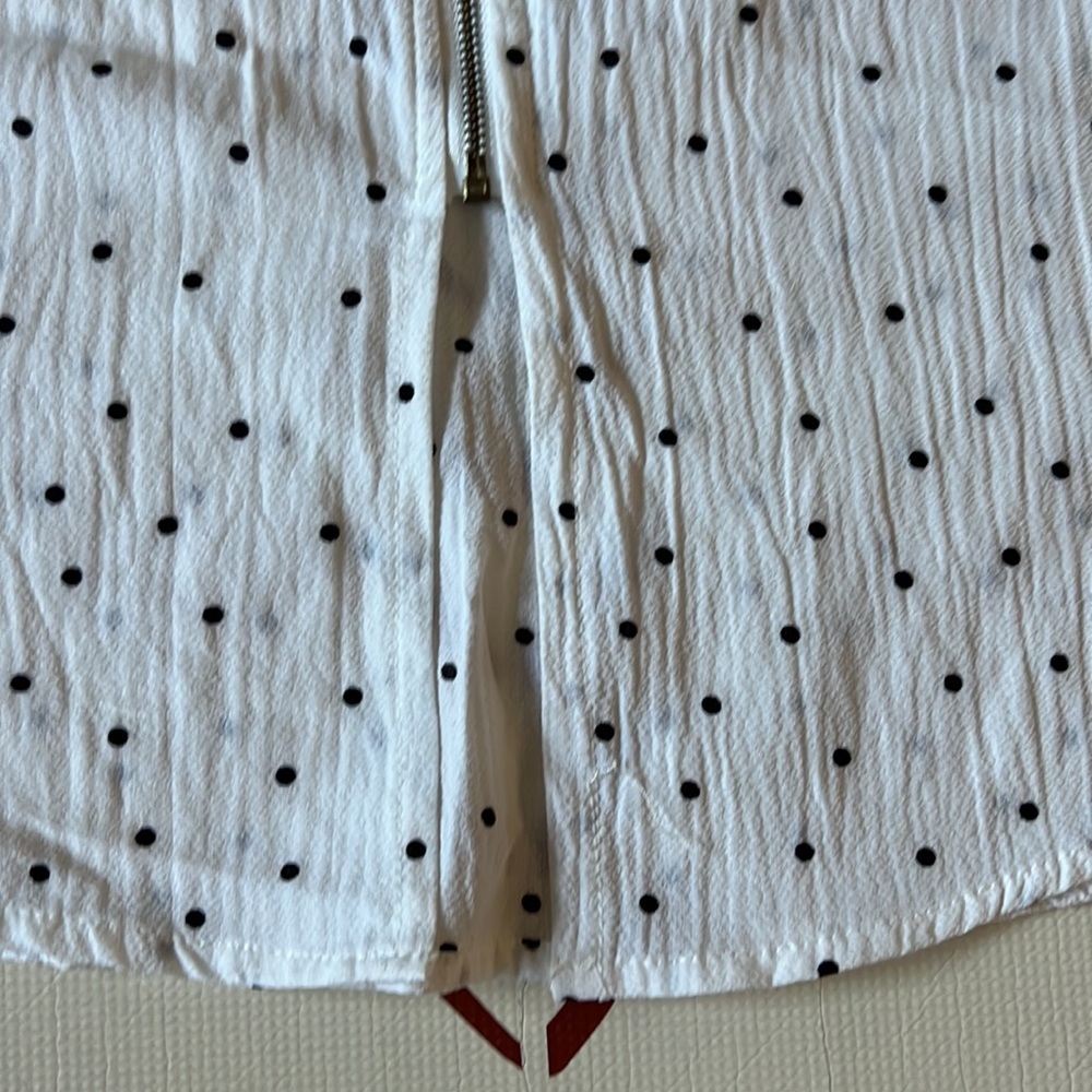 𝔼𝕒𝕤𝕪 𝕓𝕣𝕖𝕖𝕫𝕪 𝕋𝕒𝕟𝕜 𝕋𝕠𝕡 - Picture 4 of 5